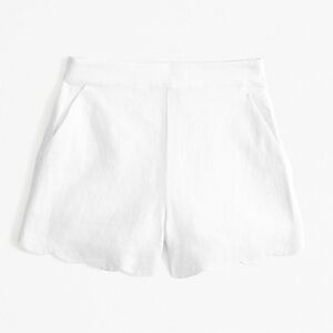 Premium Linen Scallop-Hem Tailored Short